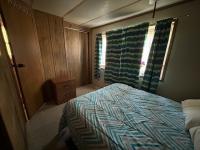 1984 SCHU  Home