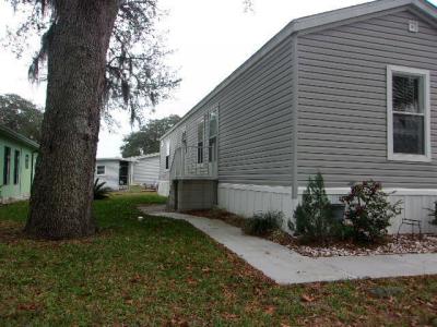 Photo 5 of 12 of home located at 448 Carnation Drive Fruitland Park, FL 34731