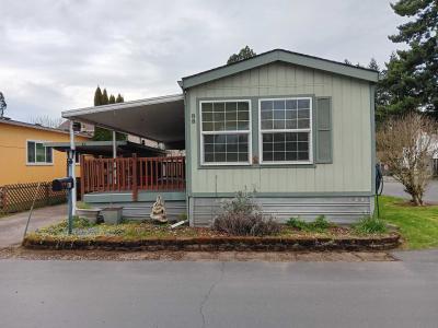 Photo 2 of 8 of home located at 1901 SE Minter Bridge Rd Lot 88 Hillsboro, OR 97123