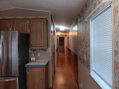 Photo 5 of 8 of home located at 1901 SE Minter Bridge Rd Lot 88 Hillsboro, OR 97123