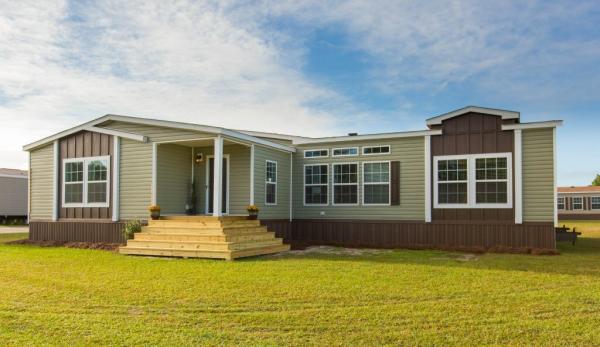 2025 Champion New Manufactured Home