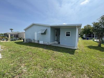 Photo 3 of 13 of home located at 1724 SE Plumbob Way #389 Crystal River, FL 34429