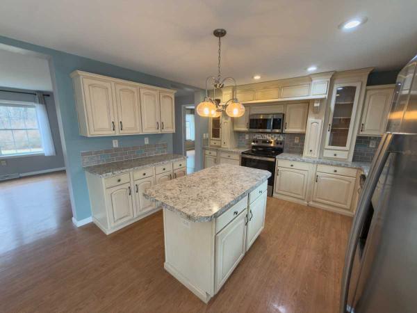 2010 Pleasant Valley Kennebunk Manufactured Home