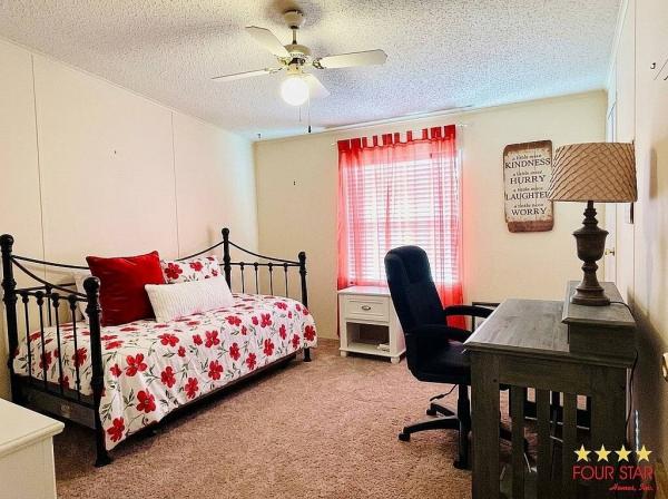 1990 Palm Harbor  Home