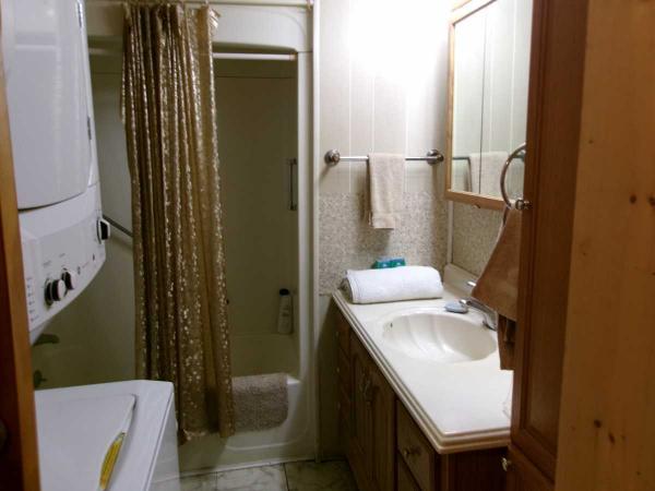 1974 New Yorker 70-12 Mobile Home