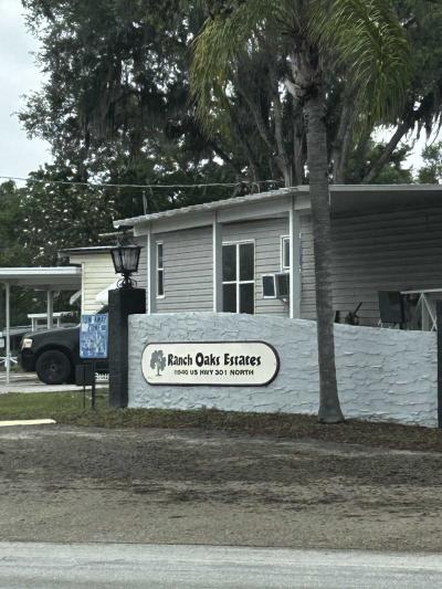 Mobile Home at 11940 Us Highway 301 North Lot 14 Thonotosassa, FL 33592