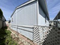 1988 Golden West 2 Bed + Den Manufactured Home