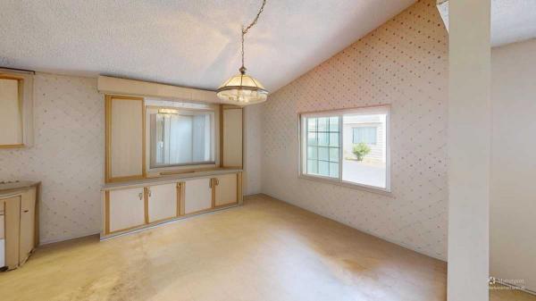 1988 Golden West 2 Bed + Den Manufactured Home