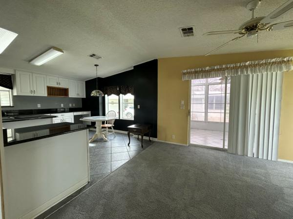 1995 HOMES OF MERIT Mobile Home