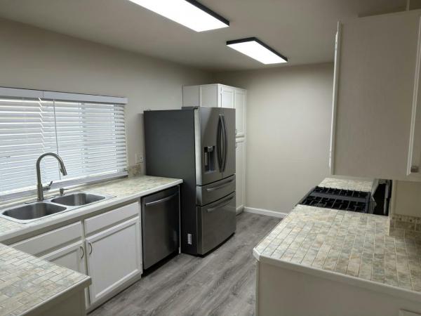1980 Roberts Homes Roberts Stonewood Manufactured Home