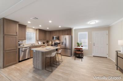 Photo 3 of 18 of home located at 484 Stewart Dr Lady Lake, FL 32159