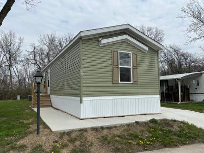 Mobile Home at 114 Cottonwood Lima, OH 45805