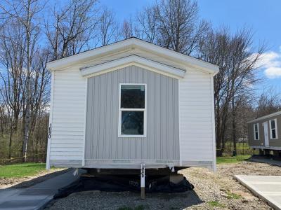 Mobile Home at 1090 South Park Drive Brookfield, OH 44403