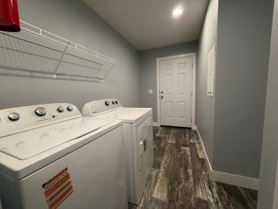 Photo 4 of 8 of home located at 4441 Montgomery Court Jackson, MI 49201