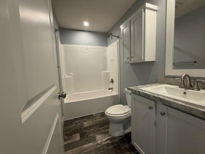 Photo 5 of 8 of home located at 4441 Montgomery Court Jackson, MI 49201