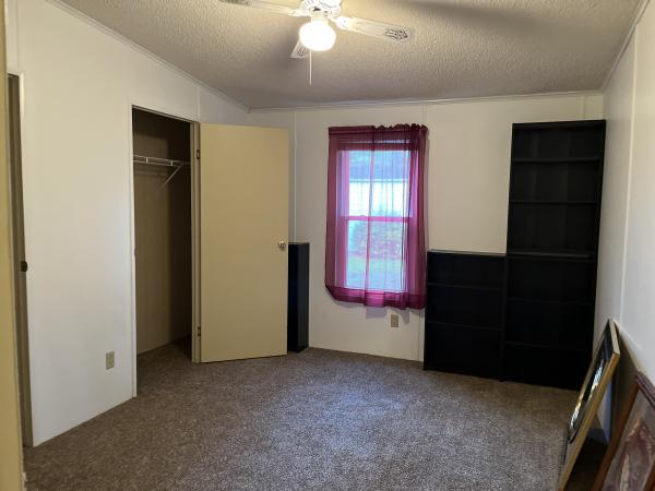 1987 Fleetwood 2 Mobile Home