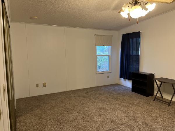 1987 Fleetwood 2 Mobile Home