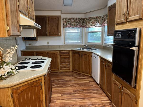 1987 Fleetwood 2 Mobile Home