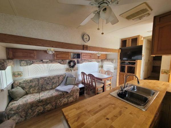 2002 Mobile Home