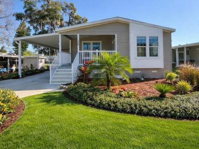 Photo 2 of 20 of home located at 118 Forest Drive Leesburg, FL 34788