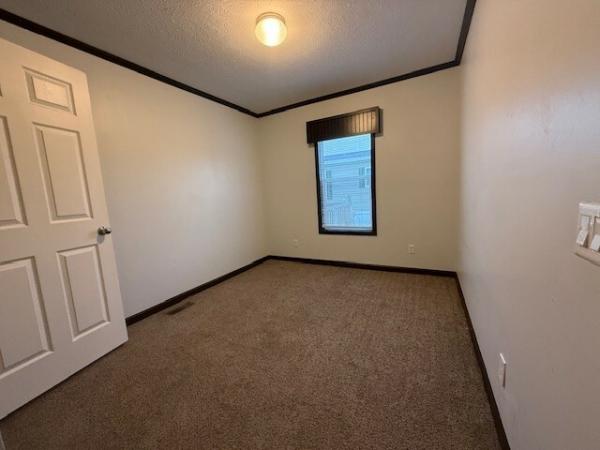 2020 CAvco 430IN28604A Mobile Home