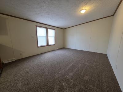 Photo 4 of 10 of home located at 61 Green Valley Road Flint, MI 48506