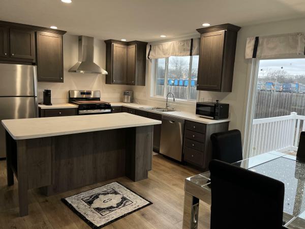 2024 Fairmont Homes 723 430LE28563B  Home