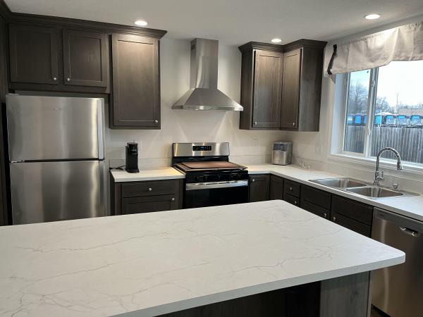 2024 Fairmont Homes 723 430LE28563B  Home