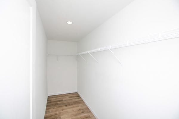 2024 Fairmont Homes 723 430LE28563B  Home