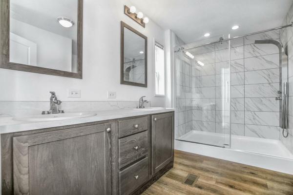 2024 Fairmont Homes 723 430LE28563B  Home