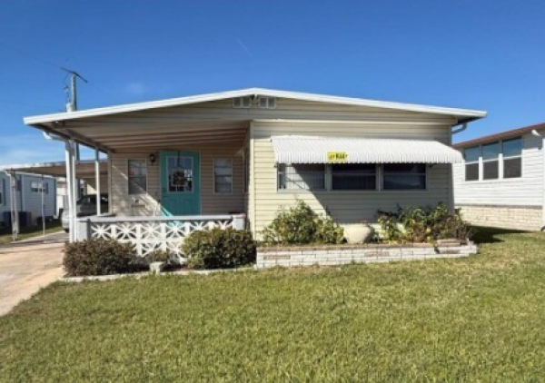 1966 SUNH Mobile Home For Sale