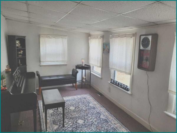 New Yorker Mobile Home For Sale