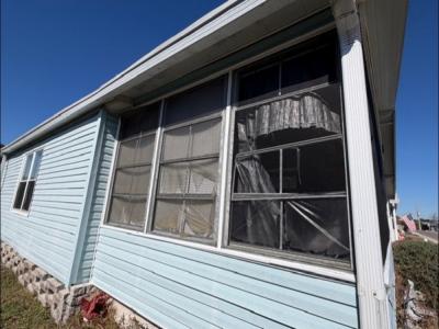 Photo 3 of 8 of home located at 6209 Presidential Zephyrhills, FL 33540