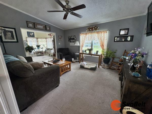 1990 PALM Mobile Home