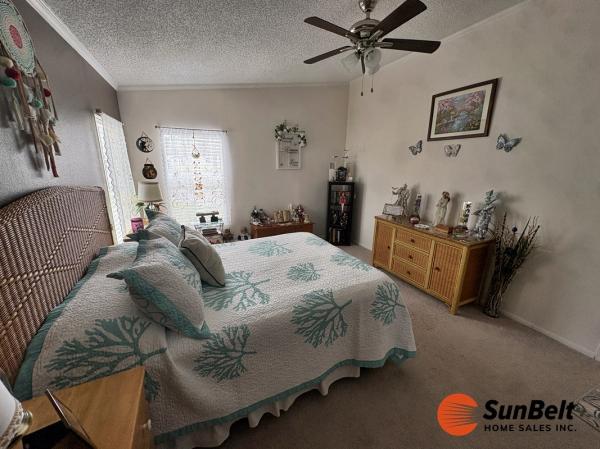 1990 PALM Mobile Home