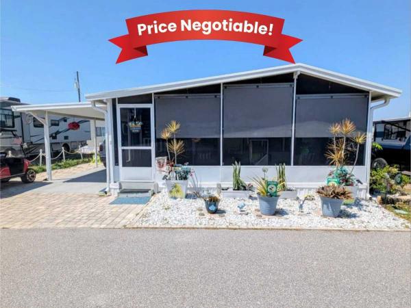 Photo 1 of 2 of home located at 2206 Chaney Dr, Lot 442 Ruskin, FL 33570