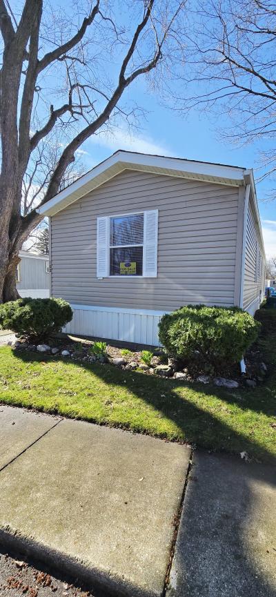 Photo 2 of 20 of home located at 102 Tudor Dr. Lansing, MI 48906