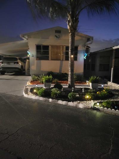 Photo 2 of 9 of home located at 2121 New Tampa Highway Lot H38 Lakeland, FL 33815