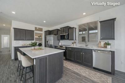 Photo 2 of 32 of home located at 15301 N. Oracle Road #132 Tucson, AZ 85739