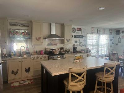 Photo 4 of 14 of home located at 601 N Kirby Space 107 Hemet, CA 92545