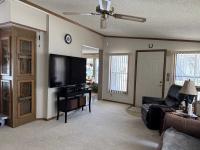 1989 Parkwood Manufactured Home