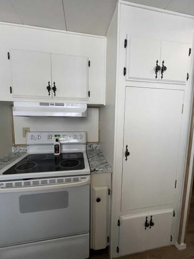 Photo 5 of 23 of home located at 2121 S Pantano Rd #63 Tucson, AZ 85710