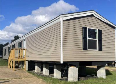 Mobile Home at 407 Dead Lake Rd. Creola, AL 36525