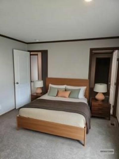 Photo 3 of 15 of home located at 511 East 1st Street #22 Huxley, IA 50124