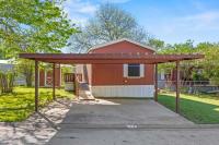 2018 CHAMPION HOME BUILDERS, INC. 07-CH1660Y3 Mobile Home