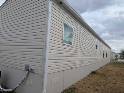 Photo 4 of 24 of home located at 12410 Veracruz Drive Del Valle, TX 78617