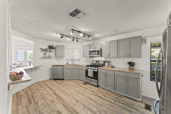 1983 Golden West Mobile Home For Sale