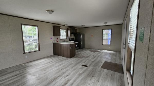 2023 Dutch Diamond I Mobile Home For Sale