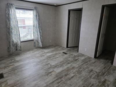 Photo 5 of 8 of home located at 106 Burntwood Lima, OH 45805