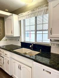 2001 Hallmark Winchester IV Manufactured Home